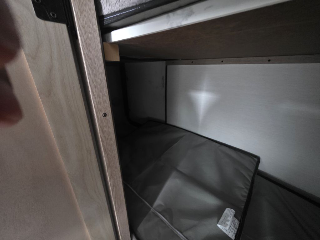 Photo 5 of this GULFSTREAM CONQUEST 228SB