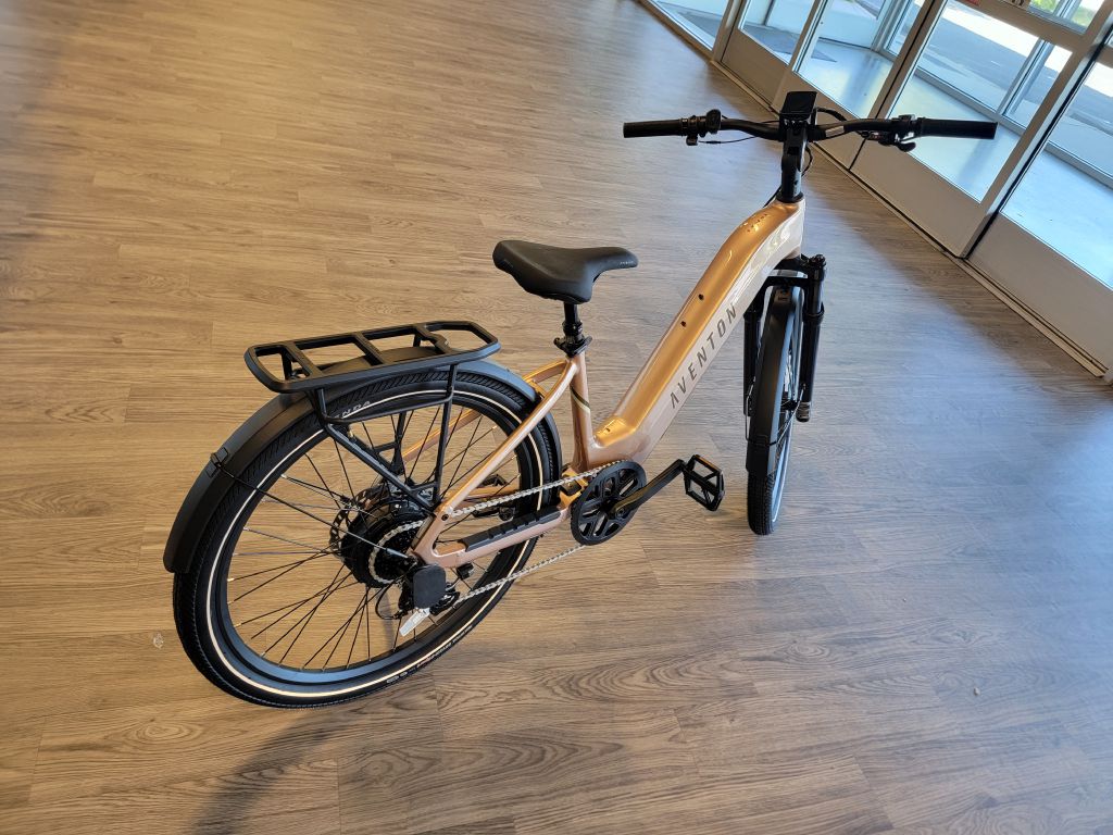 Photo 5 of this AVENTON LEVEL 3 REGULAR