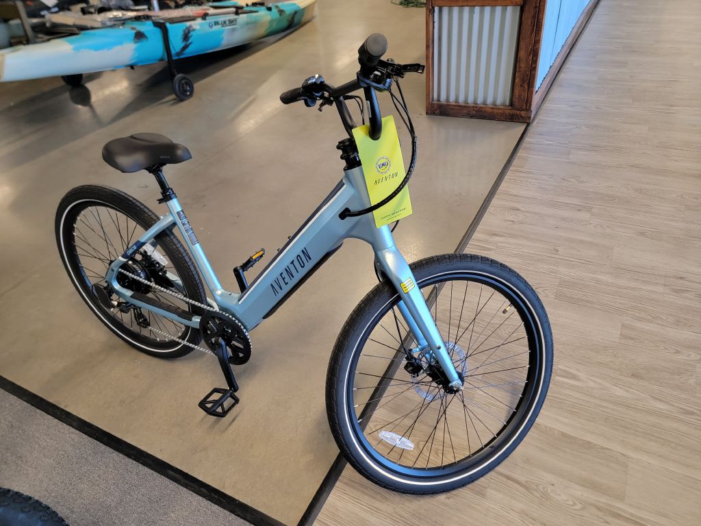 Photo 4 of this AVENTON PACE 500.4 LAR