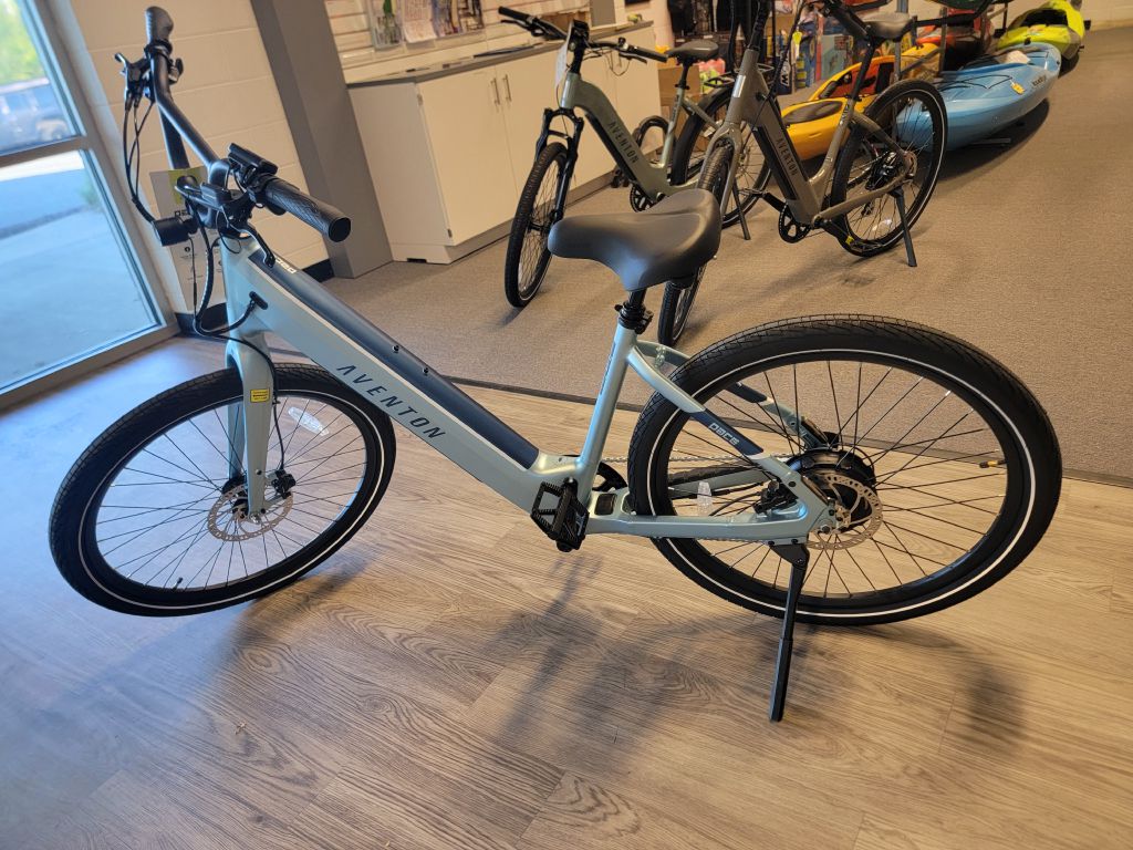 Photo 2 of this AVENTON PACE 500.4 REG