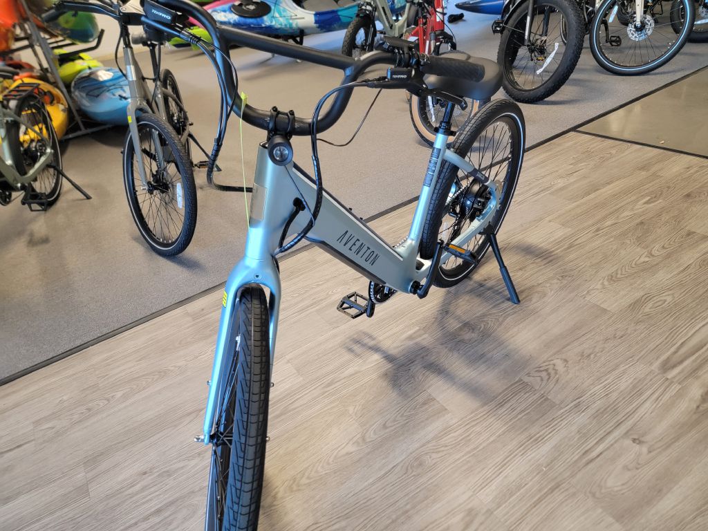Photo 3 of this AVENTON PACE 500.4 REG