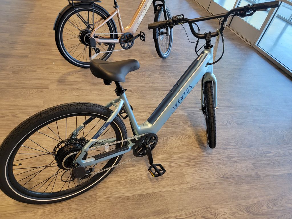 Photo 5 of this AVENTON PACE 500.4 REG