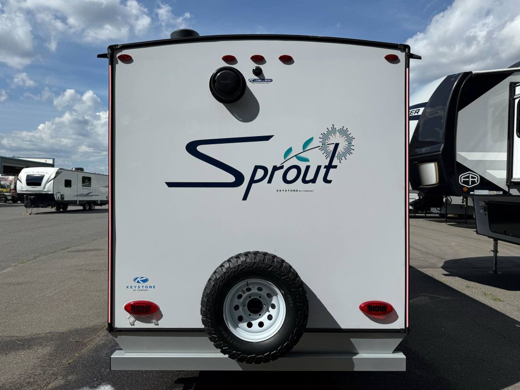 Photo 4 of this KEYSTONE SPROUT 18RBS