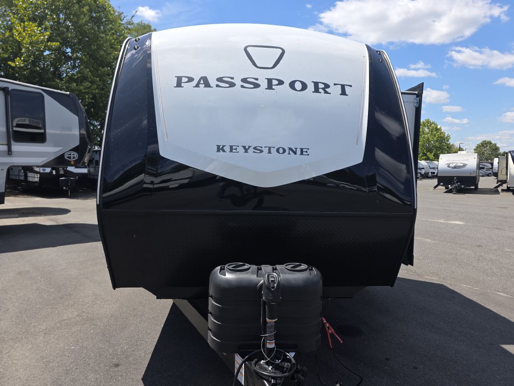 Photo 22 of this KEYSTONE PASSPORT 3100RE