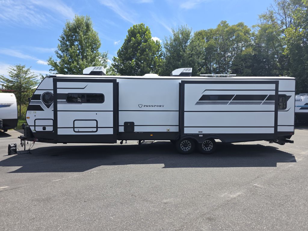 Photo 24 of this KEYSTONE PASSPORT 3100RE