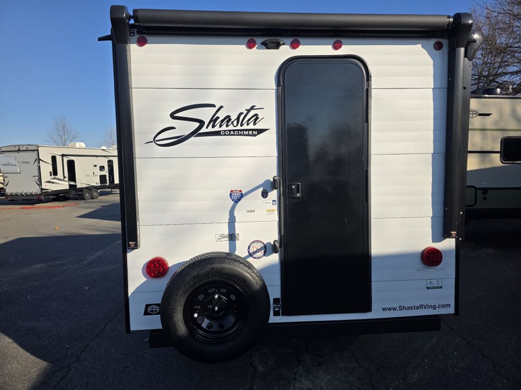Photo 3 of this SHASTA 16BH