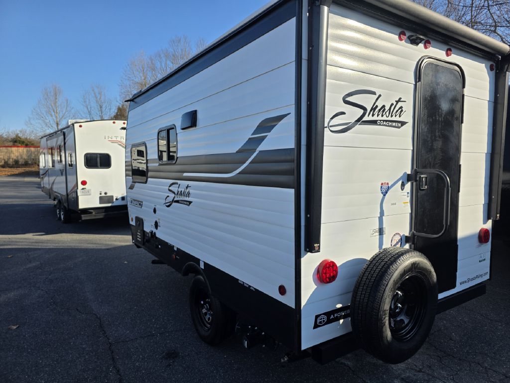 Photo 4 of this SHASTA 16BH