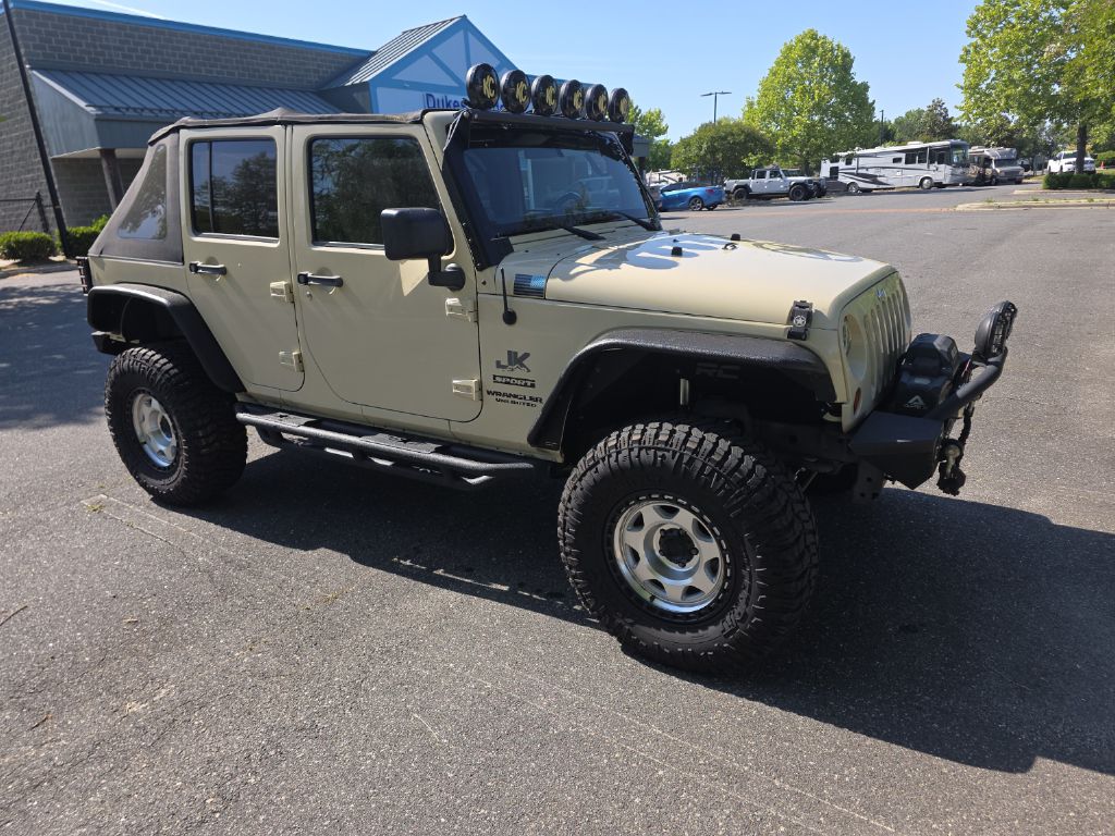 Photo 8 of this JEEP WRANGLER UNLIMI