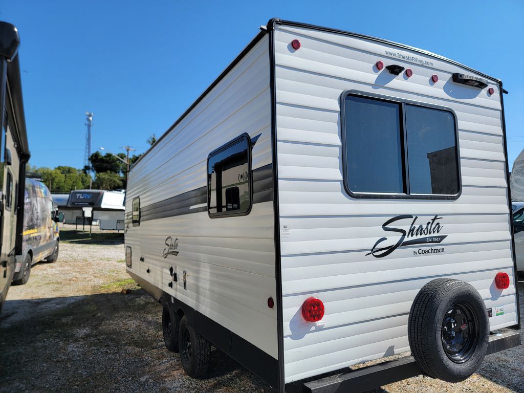Photo 6 of this SHASTA 521CK