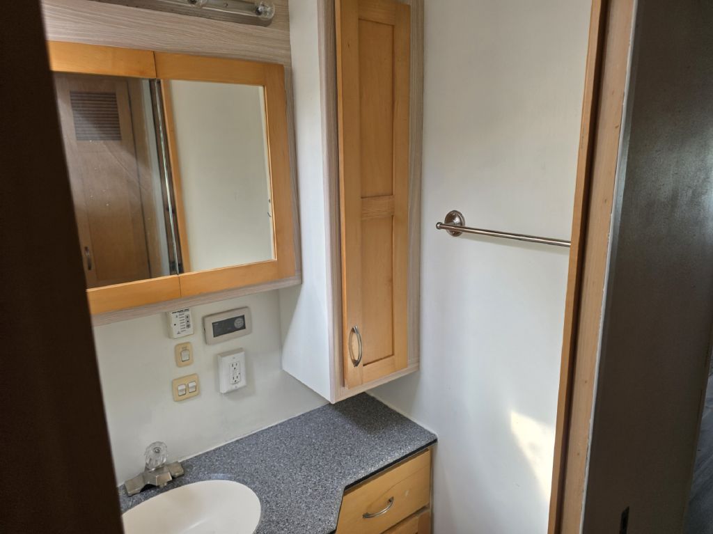 Photo 9 of this NEWMAR ALLSTAR 3950