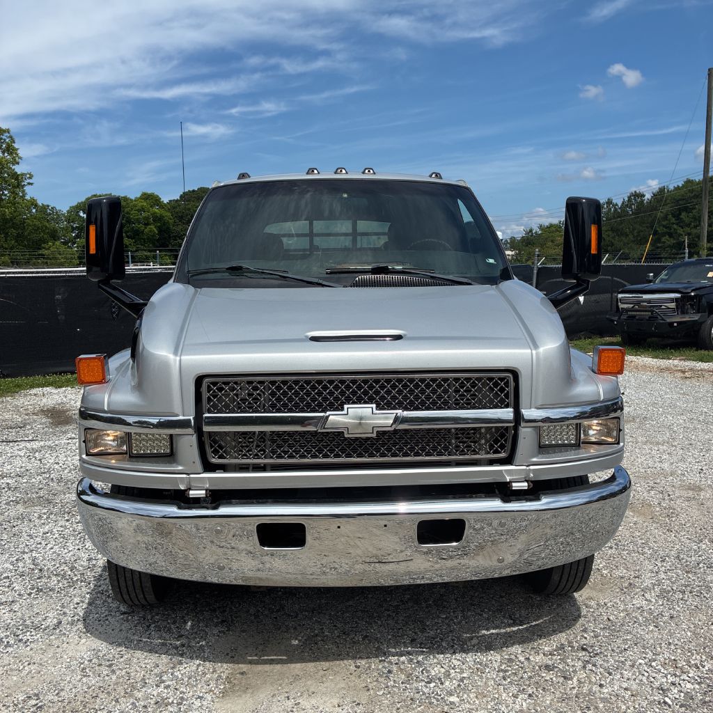 Photo 4 of this CHEVROLET C4500