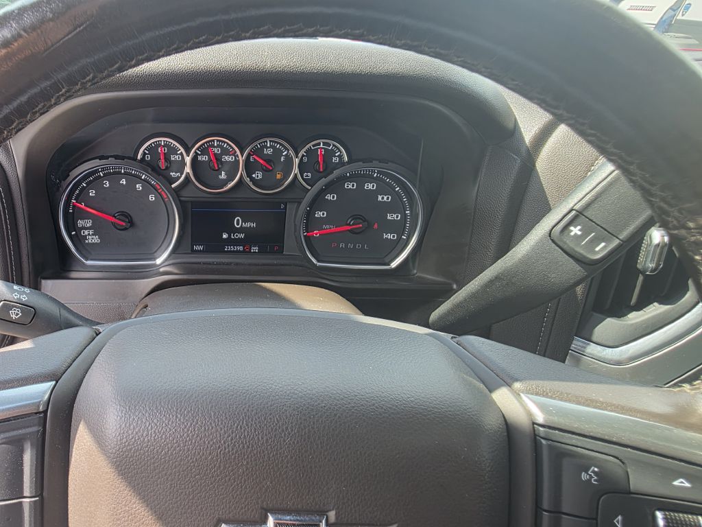 Photo 11 of this CHEVROLET SILVERADO 1500