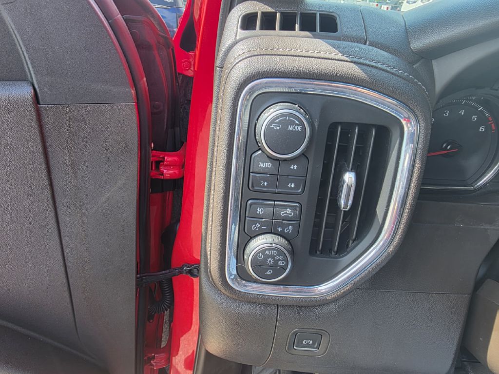 Photo 13 of this CHEVROLET SILVERADO 1500