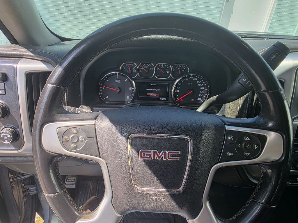 Photo 11 of this GMC SIERRA
