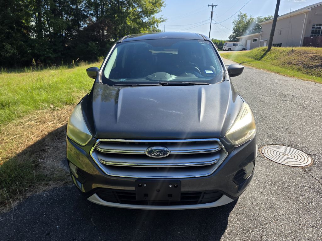 Photo 8 of this FORD ESCAPE