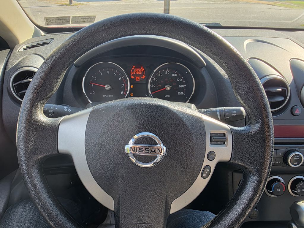 Photo 7 of this NISSAN ROGUE