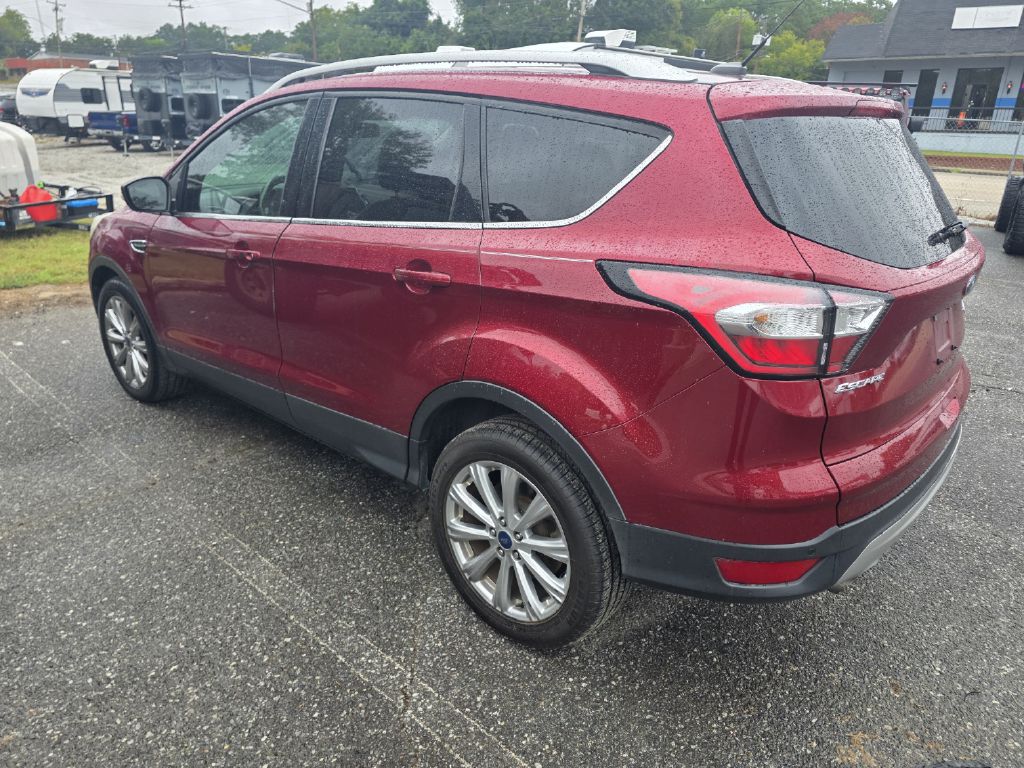 Photo 4 of this FORD ESCAPE