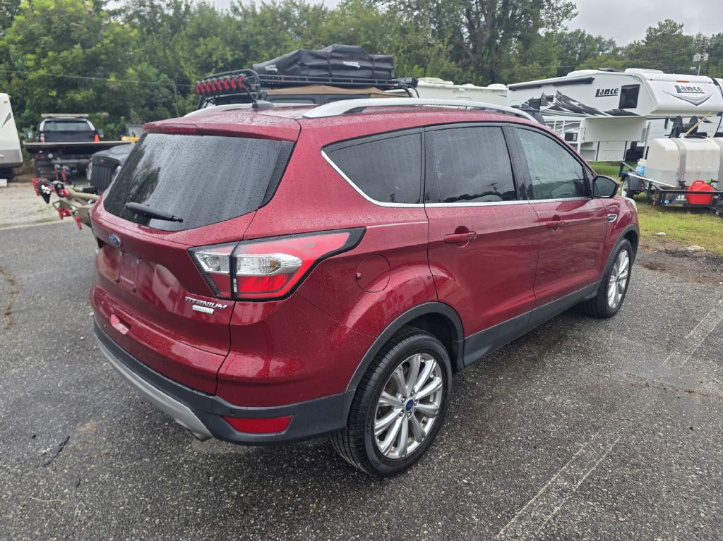 Photo 6 of this FORD ESCAPE