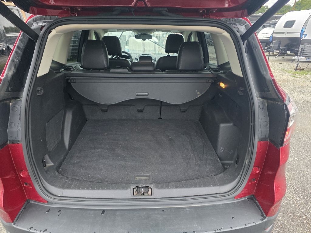 Photo 7 of this FORD ESCAPE