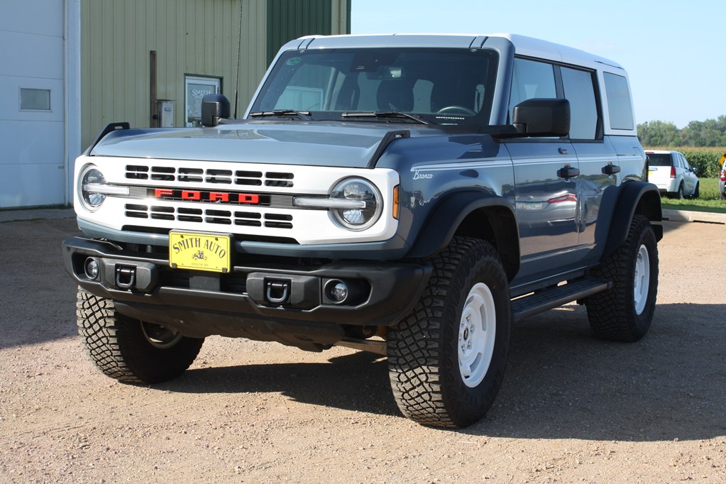 Photo 2 of this FORD BRONCO HERITAGE