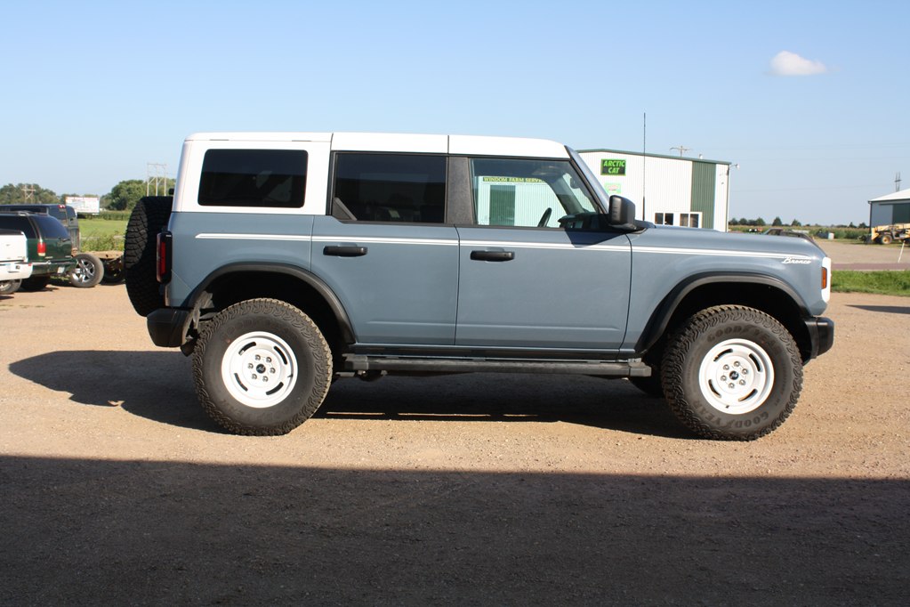 Photo 7 of this FORD BRONCO HERITAGE