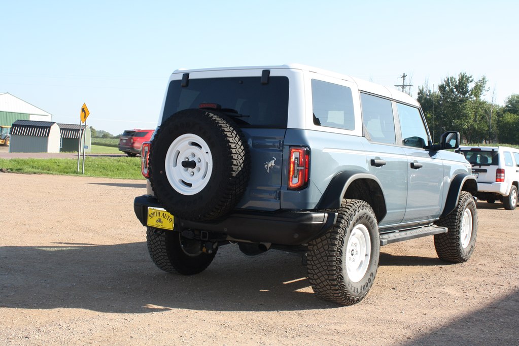 Photo 6 of this FORD BRONCO HERITAGE