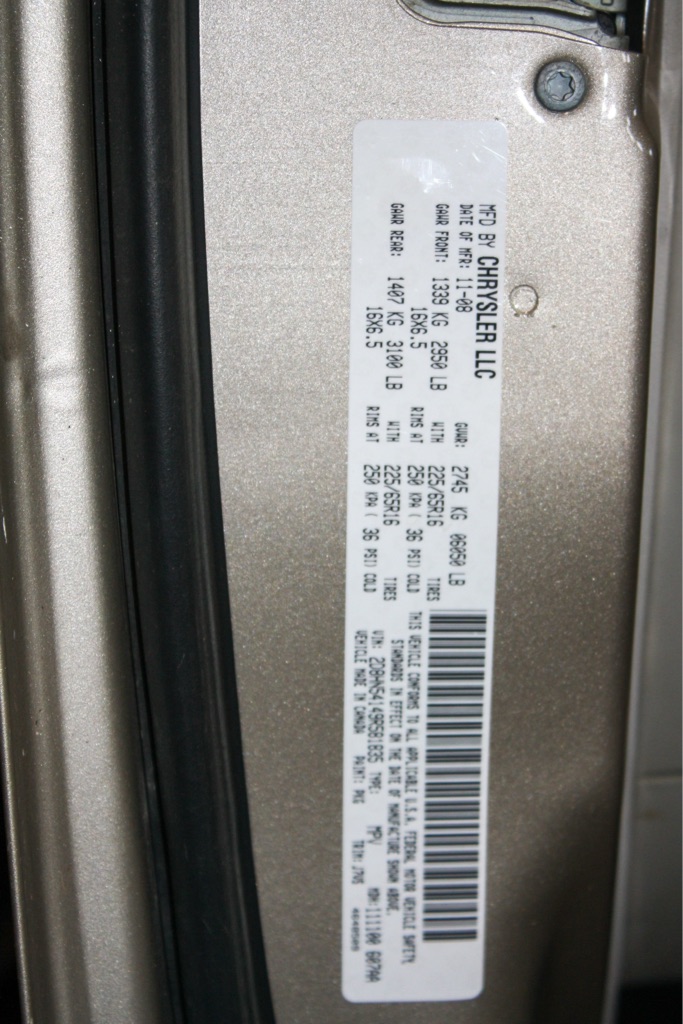 Photo 3 of this DODGE GRAND CARAVAN