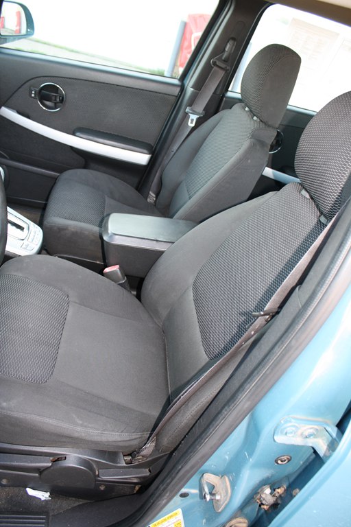 Photo 16 of this PONTIAC TORRENT