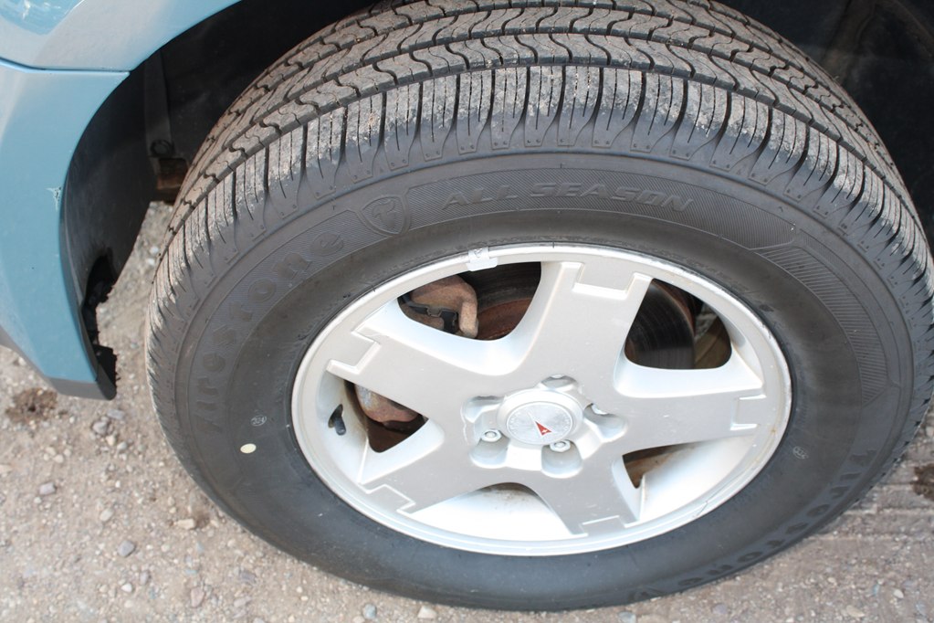 Photo 19 of this PONTIAC TORRENT