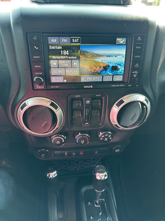 Photo 15 of this JEEP WRANGLER UNLIMI