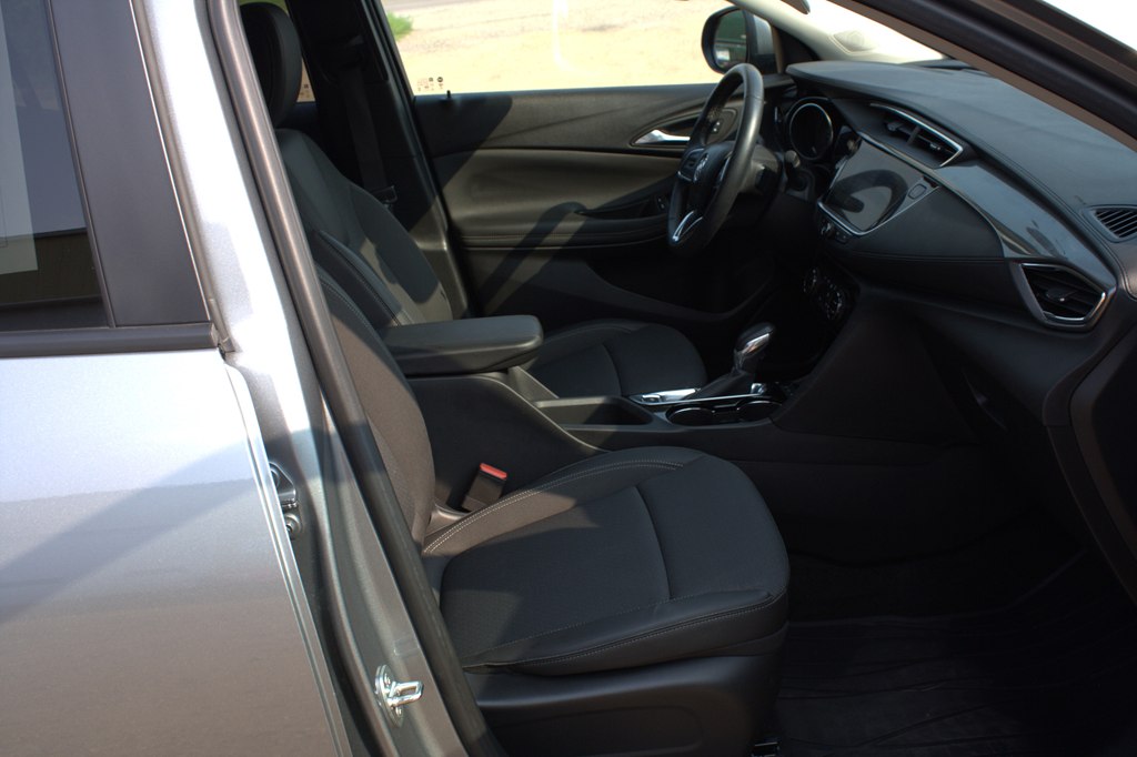 Photo 25 of this BUICK ENCORE GX