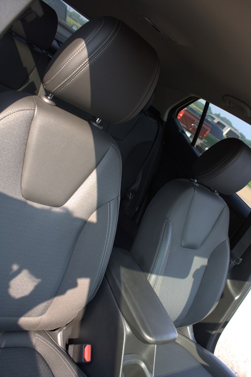 Photo 23 of this BUICK ENCORE GX