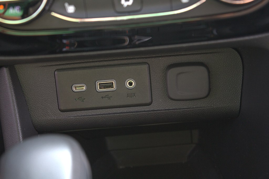 Photo 20 of this BUICK ENCORE GX