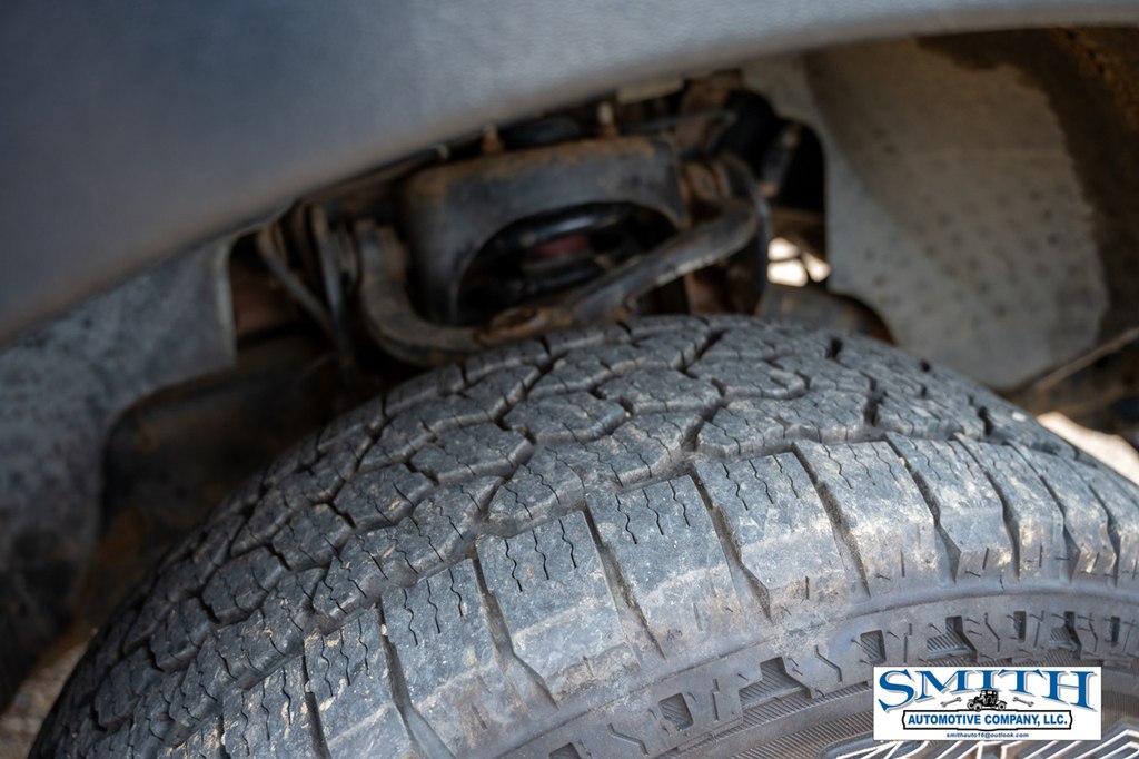 Photo 21 of this FORD F150