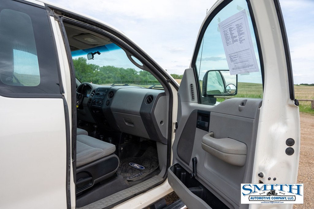 Photo 17 of this FORD F150