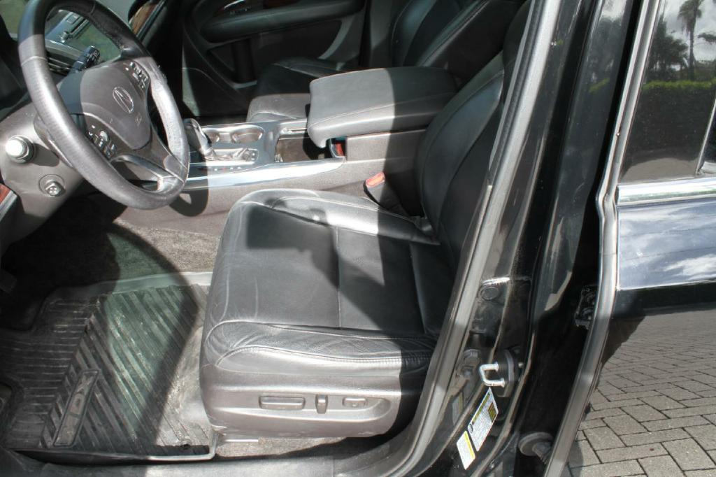 Photo 10 of this ACURA MDX