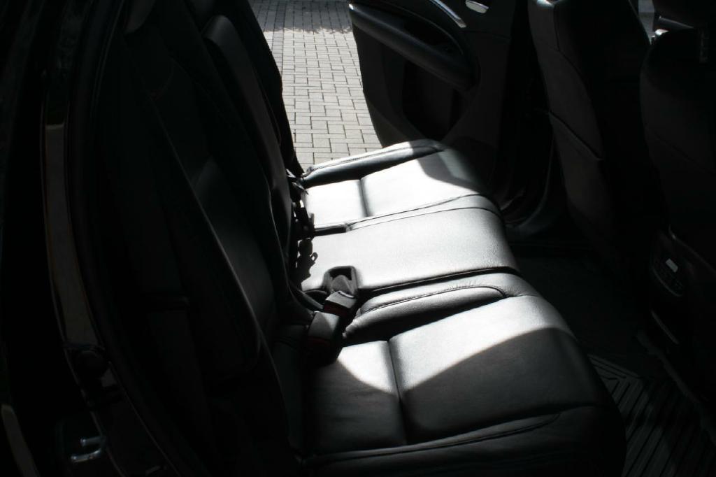 Photo 17 of this ACURA MDX