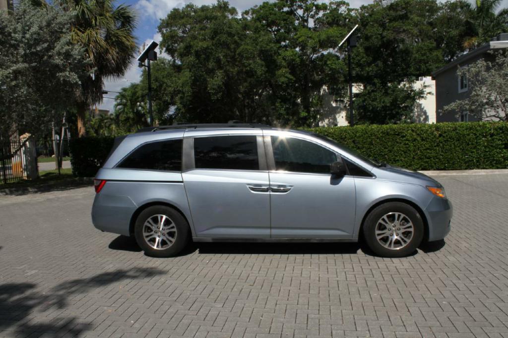 Photo 5 of this HONDA ODYSSEY