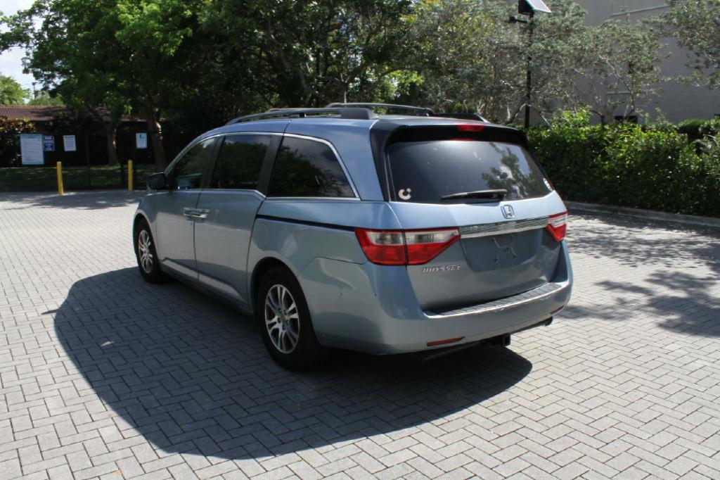 Photo 8 of this HONDA ODYSSEY