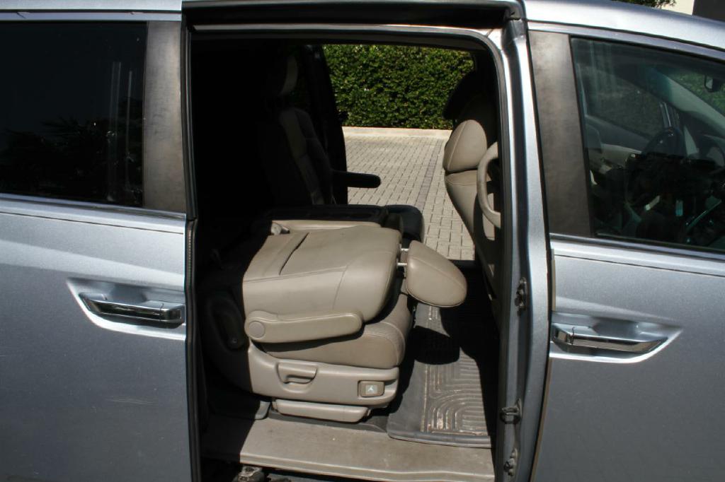 Photo 12 of this HONDA ODYSSEY