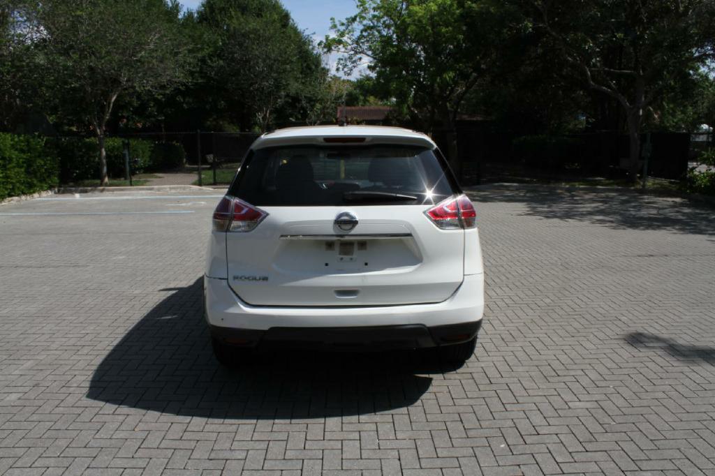 Photo 7 of this NISSAN ROGUE