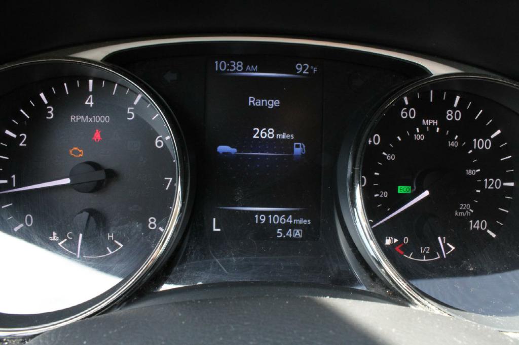 Photo 16 of this NISSAN ROGUE