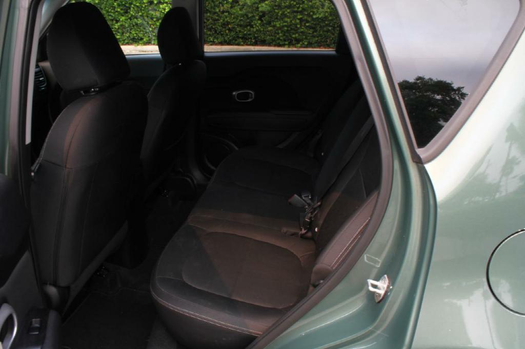 Photo 10 of this KIA SOUL