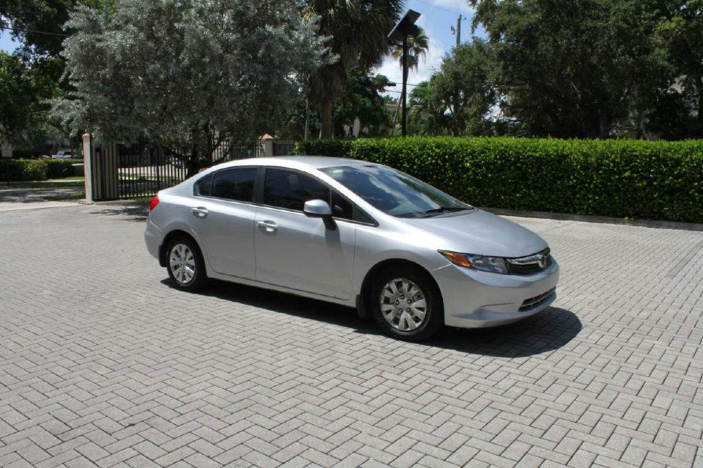 Photo 4 of this HONDA CIVIC