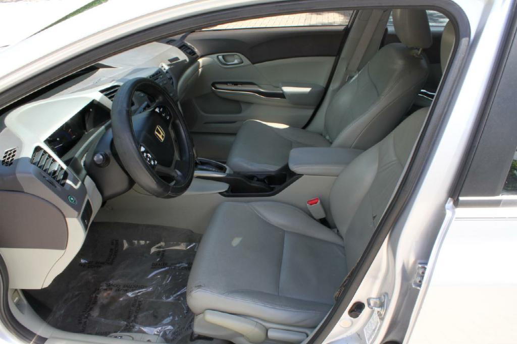 Photo 9 of this HONDA CIVIC