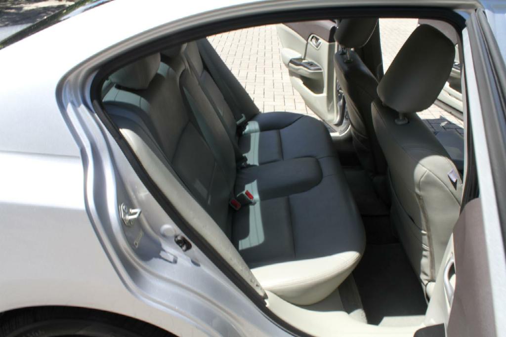 Photo 13 of this HONDA CIVIC