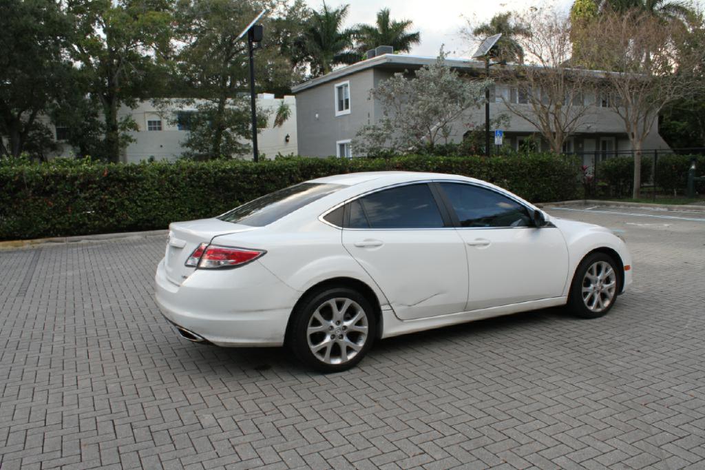 Photo 6 of this MAZDA MAZDA6
