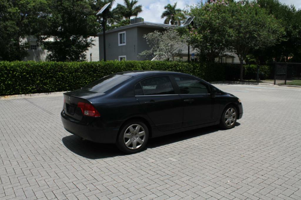 Photo 6 of this HONDA CIVIC