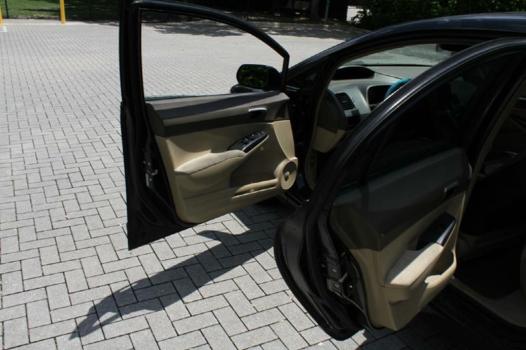 Photo 10 of this HONDA CIVIC