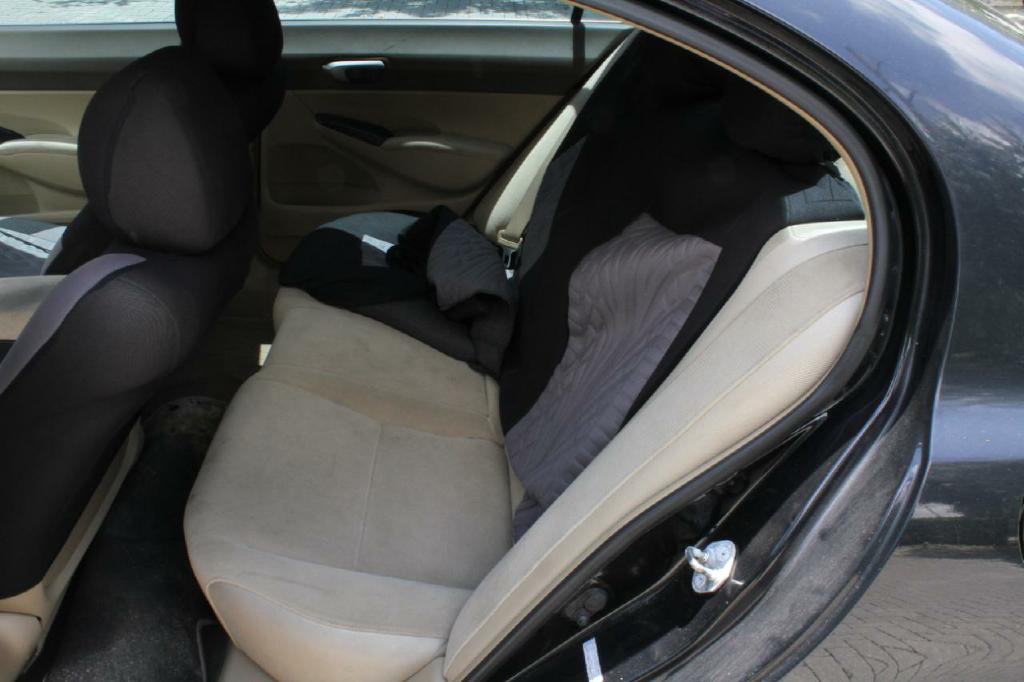 Photo 11 of this HONDA CIVIC
